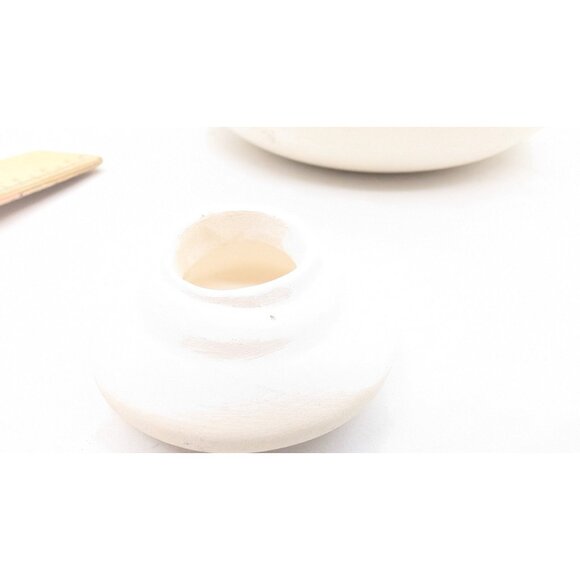 Southwest Etched Pottery lidded Vase pastel color etched signed 5.6" - Picture 10 of 15